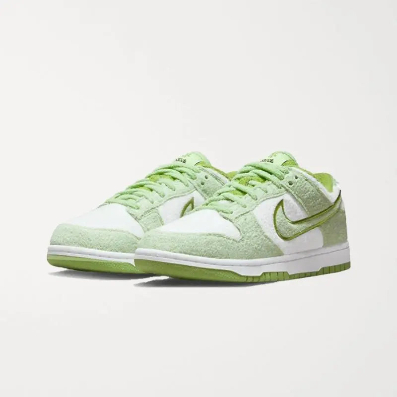 DUNK LOW SE FLEECE GREEN (W) Chemtov Chemtov-shop It was all a dream