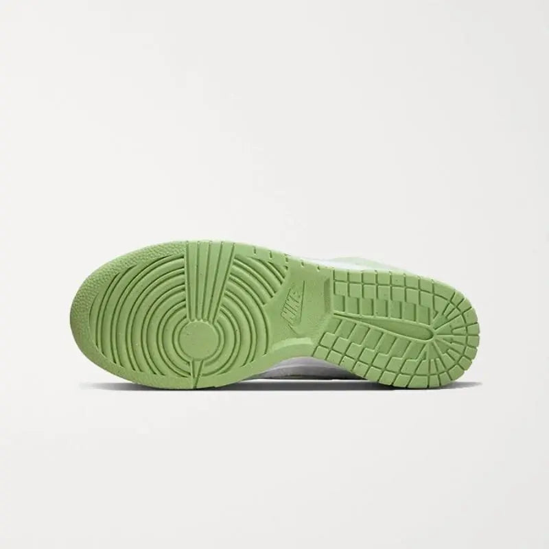 DUNK LOW SE FLEECE GREEN (W) Chemtov Chemtov-shop It was all a dream