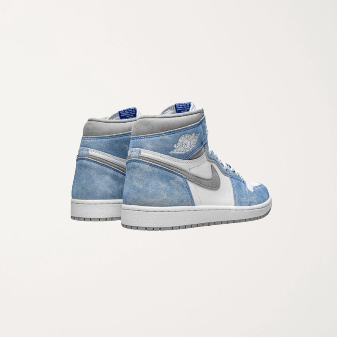 AIR JORDAN 1 RETRO HIGH OG HYPER ROYAL Chemtov-shop