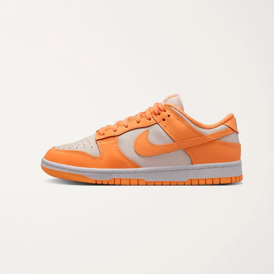 DUNK LOW PEACH CREAM (W)